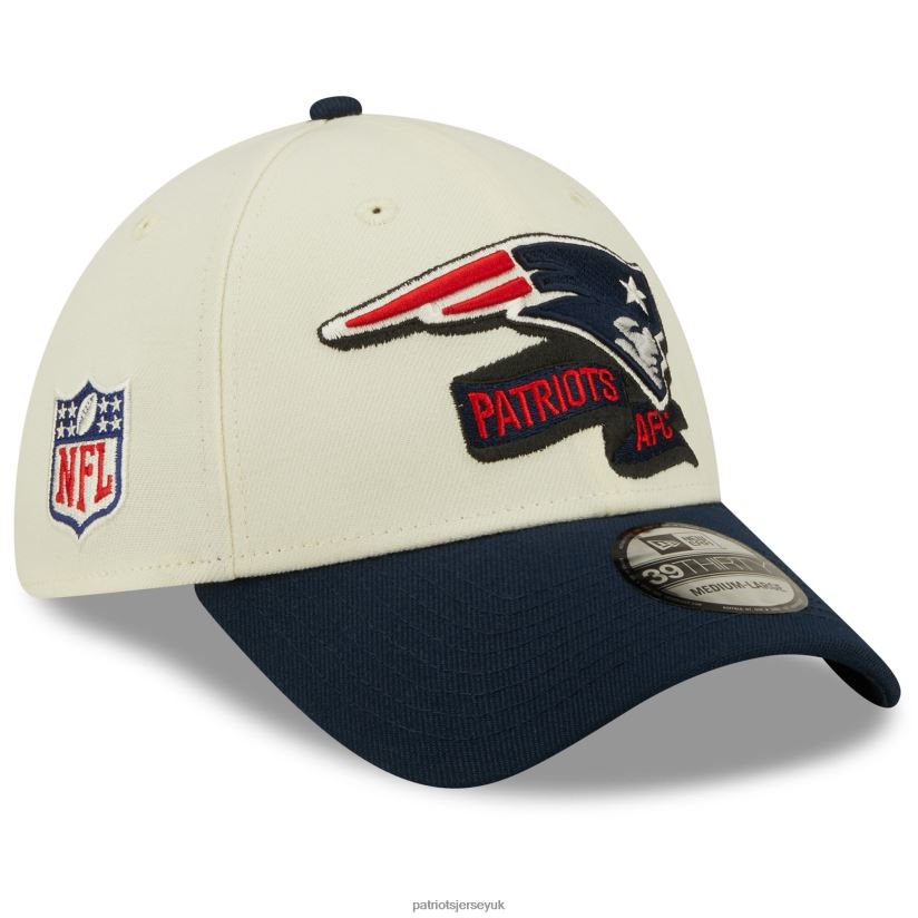 New Era Cream/Navy 2022 Sideline 39THIRTY 2-Tone Flex Hat Men Patriots Jersey Accessories 6B6H8J285